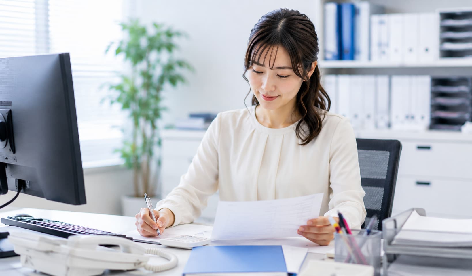 本社の正社員 一般事務・営業事務 その他専門職の求人情報イメージ1